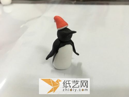圣诞企鹅粘土教程 第10步