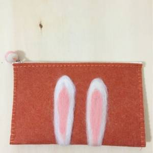 可爱的羊毛毡小兔子钱包 少女心爆棚的布艺钱包