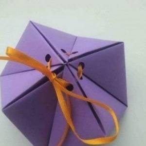 小朋友手工折叠制作几何糖果小礼盒的方法图解