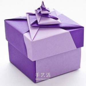 手工折纸新年礼物礼盒的制作教程图解