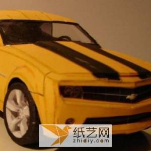 酷酷的大黄蜂跑车纸模型的制作过程