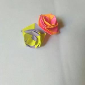 情人节小手工折纸玫瑰花制作方法