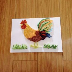 用衍纸制作的一个大公鸡衍纸画教程图解 鸡年的新年礼物哟