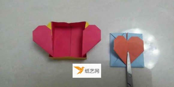 怎样使用折纸做出好玩的爱心盒子