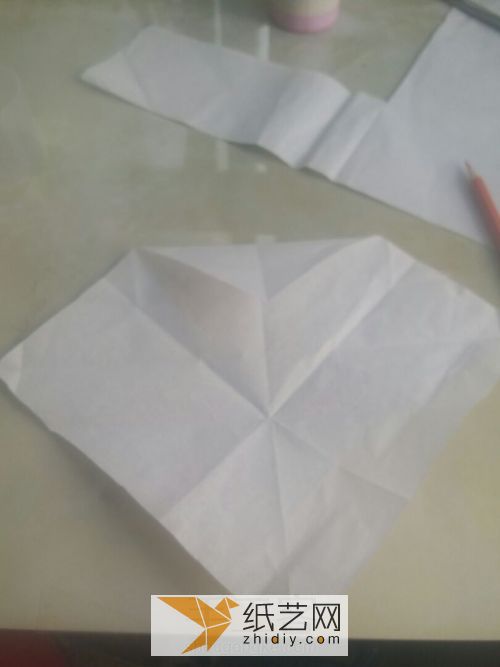 简单的心形，折纸法。 第3步