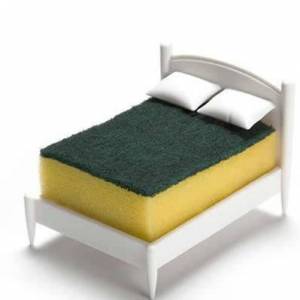 同时具备趣味性和实用性的床铺造型菜瓜布架设计