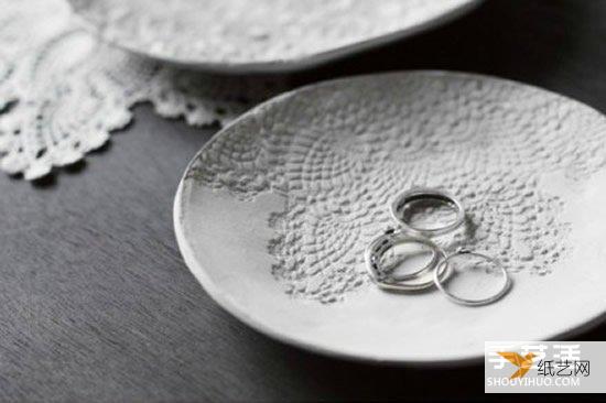 使用软陶粘土制作个性漂亮装饰盘的方法教程