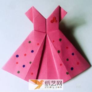 可爱儿童折纸小裙子的折法 手工折裙子教程