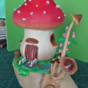 童话里的蘑菇小房子超轻粘土制作的教程 送朋友的生日礼物