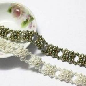 一条特别漂亮个性的新娘串珠珍珠手链制作图解教程