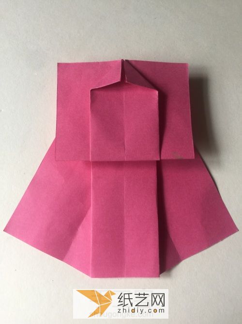 纸裙折法 第9步
