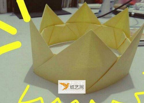 纸质儿童皇冠的简易折叠方法