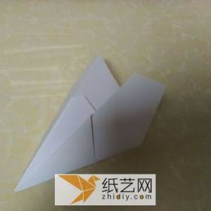 能够飞的很远的折纸飞机如何折叠 纸飞机折法图解大全