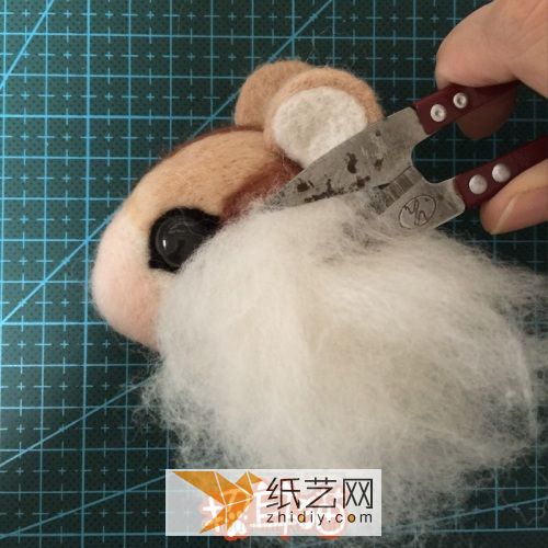 【招耳猫】羊毛毡教程之松鼠胸针 第30步