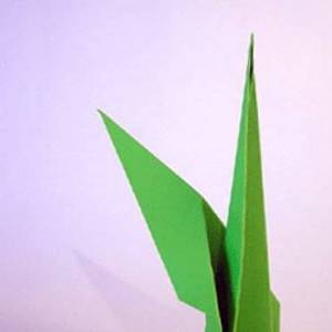 简单竹笋的幼儿折纸教程