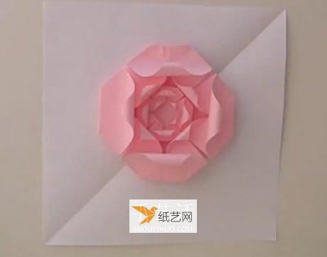 组合样式扁平玫瑰花的折法图解教程