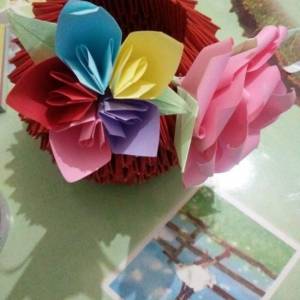 改良版的折纸樱花教程 手工折纸花的创意发挥