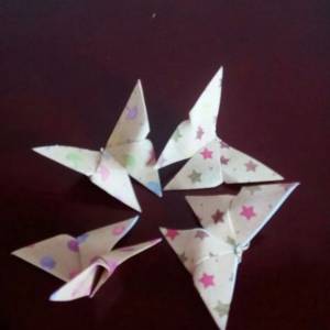 用便签纸做折纸蝴蝶的折法 手工简单折纸蝴蝶教程