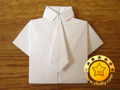 美元折纸衬衫制作教程第十六步