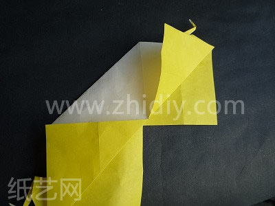 折纸双连千纸鹤制作教程第二十二步