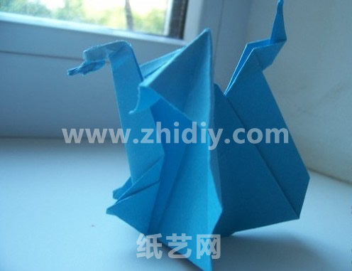 折纸龙的制作教程折纸飞龙的部分已经全部完成了