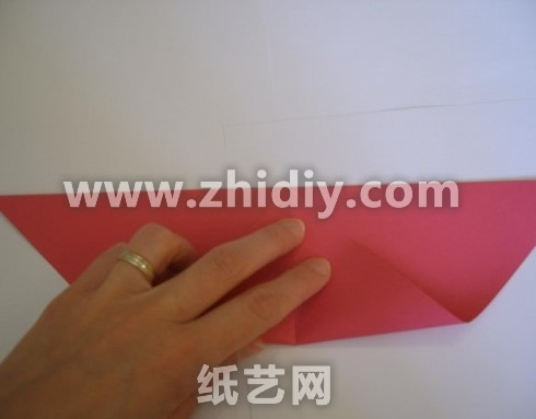 折纸牡丹纸艺花制作教程制作过程中的第五步