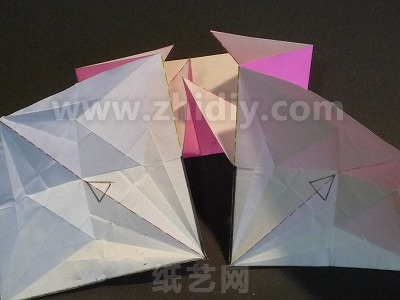 三联千纸鹤折纸教程制作过程中的第十步