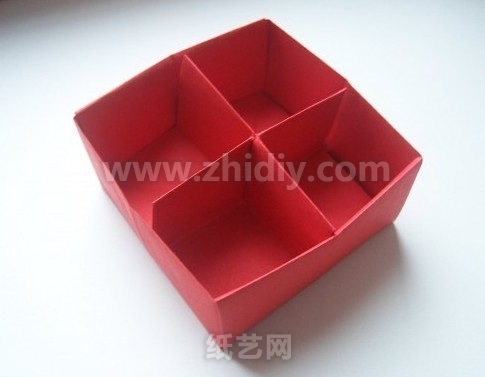 折纸盒子大全图解_简单漂亮的收纳盒(9)