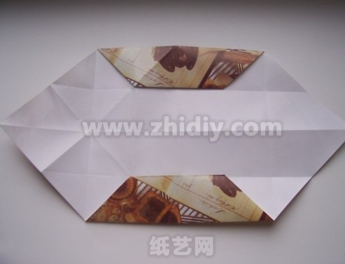 折纸千纸鹤信封教程制作过程中第十六步