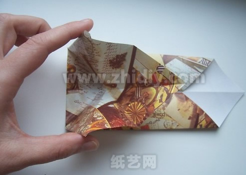 折纸千纸鹤信封教程制作过过程中的第二十步