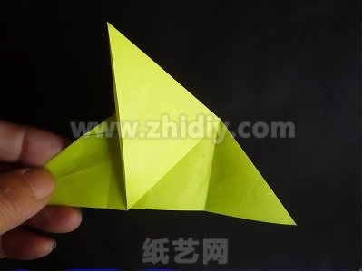 飞翔的千纸鹤折纸教程制作过程中的第三十步