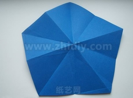 接下来要制作的就是一个折纸所需要使用的五边形的结构