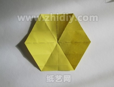 折纸风信子制作教程制作过程中的第十一步