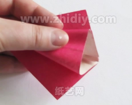 压展平整在许多折纸的操作中很重要