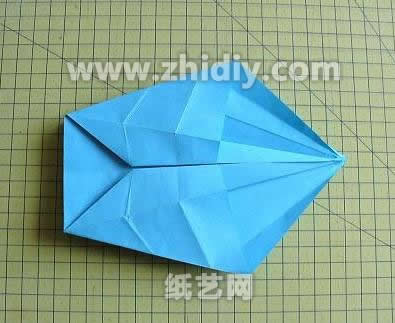 折纸花瓶手工折纸教程制作过程中的第二十步