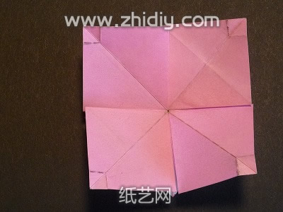 纸折花山茱萸手工折纸教程制作过程中的第三十步