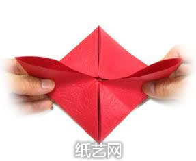3D折纸心手工折纸教程制作过程中的第二十步
