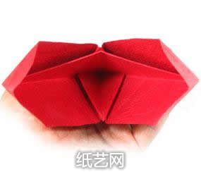 3D折纸心手工折纸教程制作过程中的第三十步