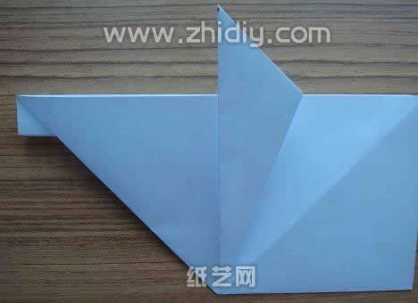 想制作出漂亮的折纸千纸鹤有一定的难度