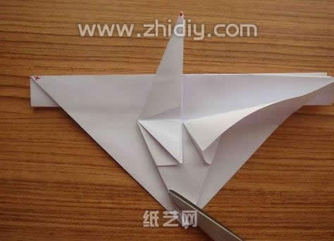 立式折纸千纸鹤手工折纸教程制作过程中的第二十一步