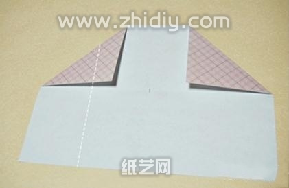 不同的折叠方式制作出不同的折纸作品