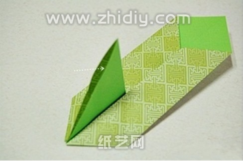 通过凸起的结构形成折纸模型的基本样式