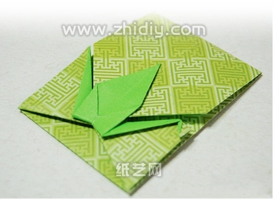 千纸鹤信封的手工折纸教程完成后精美的效果图