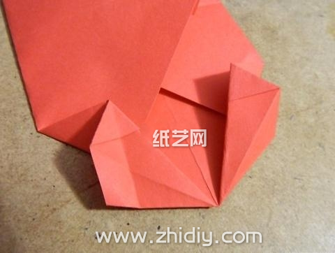 情人节折纸心爱情信封手工折纸图解教程制作过程中的第三十步