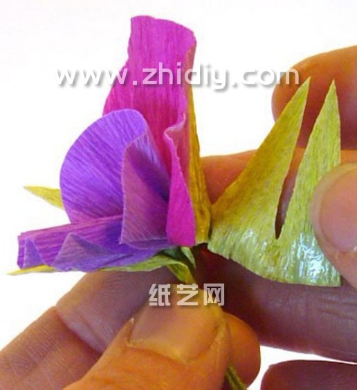 香豌豆花束手工纸艺花实拍教程制作过程中的第十步