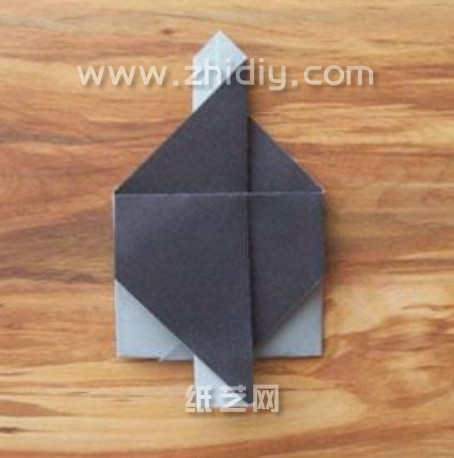 手工折纸信封图解教程制作过程中的第十五步