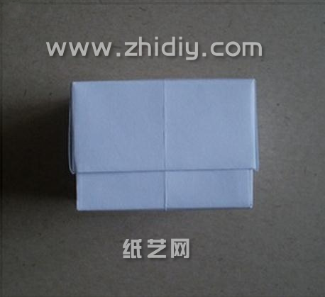 七夕情人节折纸玫瑰礼盒手工diy教程制作过程中的第十五步