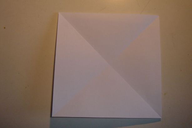 手工折纸船的制作好其他手工折纸制作是类似的，都是通折痕来最终完成折纸大全 图解的制作