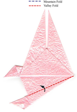 折纸千纸鹤翅膀结构的折叠操作可以让其变得更加具有立体感