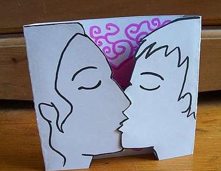 情人节接吻立体卡片手工制作教程